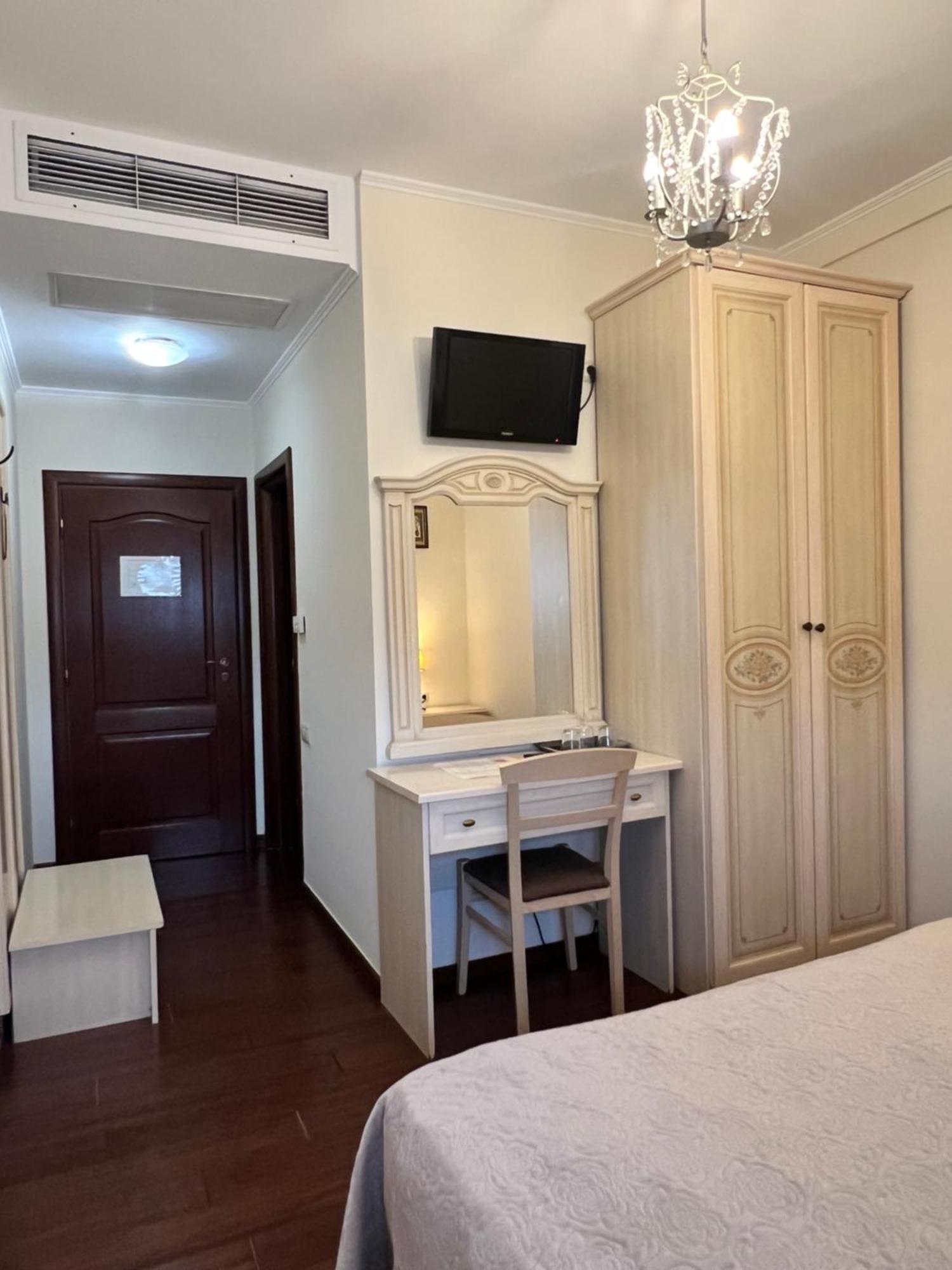 Park Villa - Boutique Hotel Timisoara Exterior photo